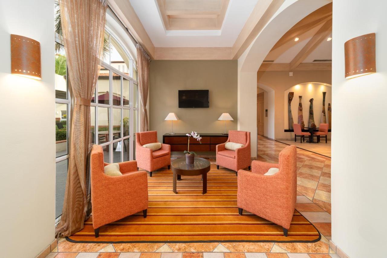 Quality Hotel Real Aeropuerto San Salvador San Luis Ngoại thất bức ảnh