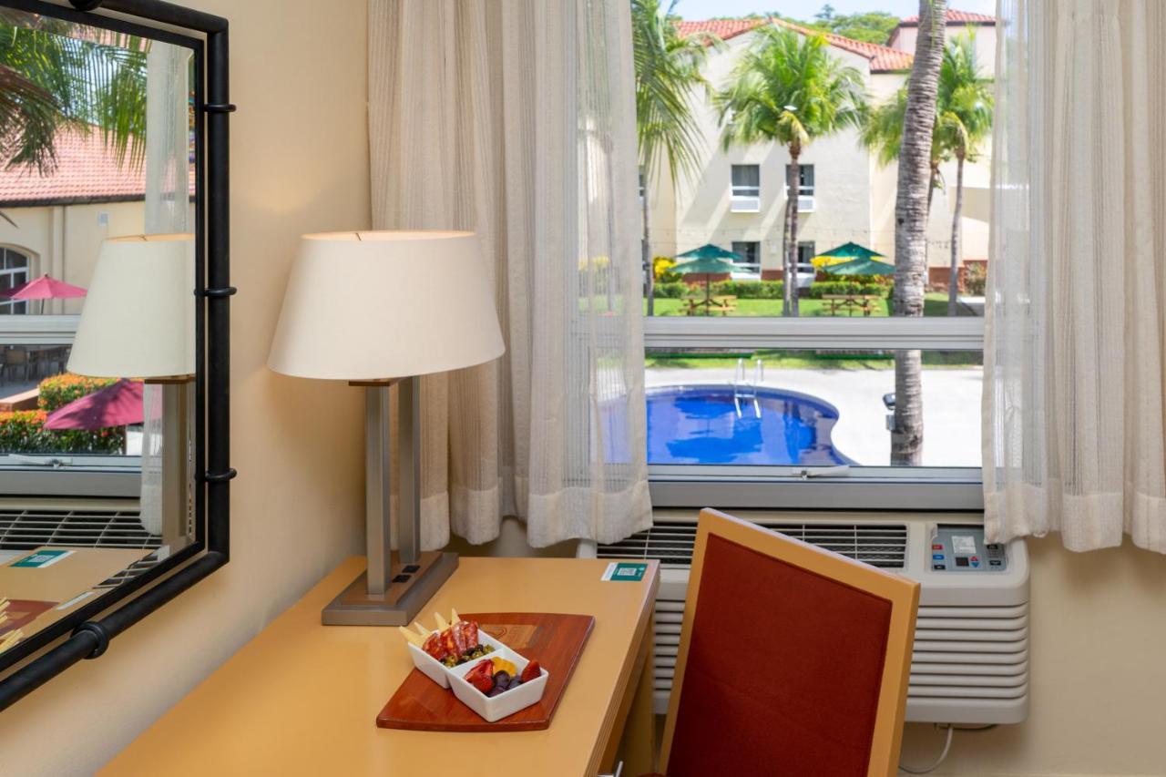 Quality Hotel Real Aeropuerto San Salvador San Luis Ngoại thất bức ảnh