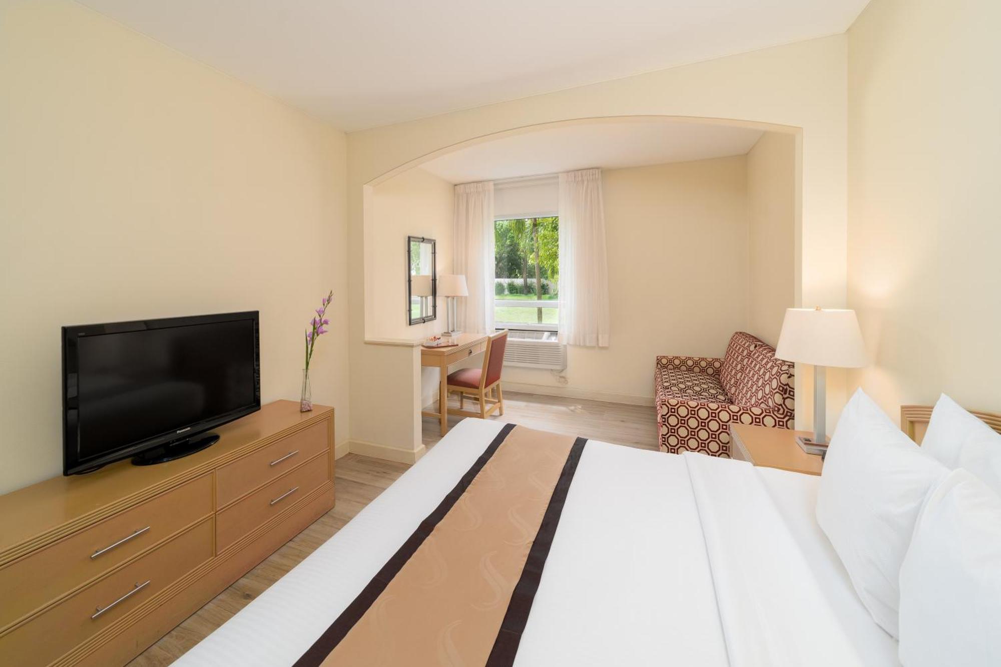 Quality Hotel Real Aeropuerto San Salvador San Luis Ngoại thất bức ảnh